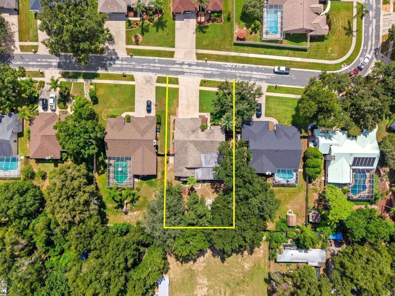 3912 Appletree Drive , Valrico, FL 33594 Photo