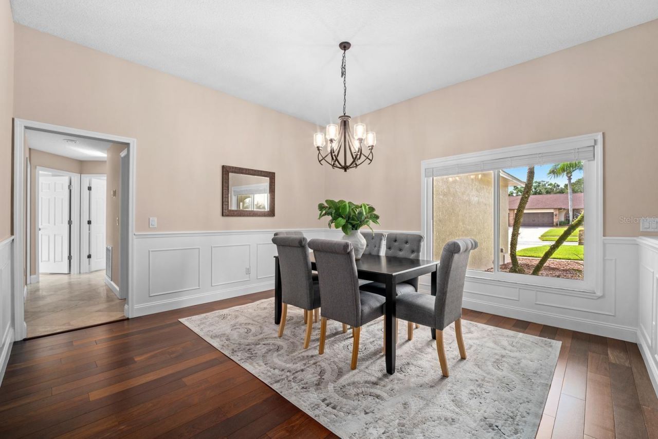 3912 Appletree Drive , Valrico, FL 33594 Photo