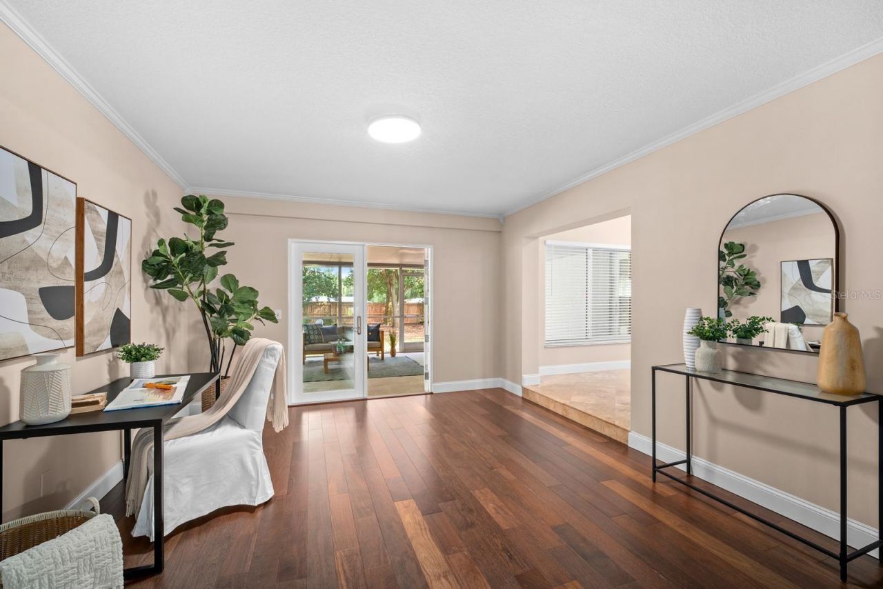 3912 Appletree Drive , Valrico, FL 33594 Photo