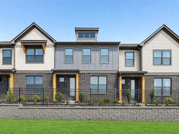 223 Barracks Way, Hoschton, GA 30548