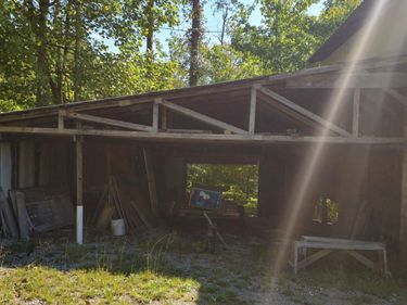 362 Dixie Pine Drive, Burnside, KY 42519