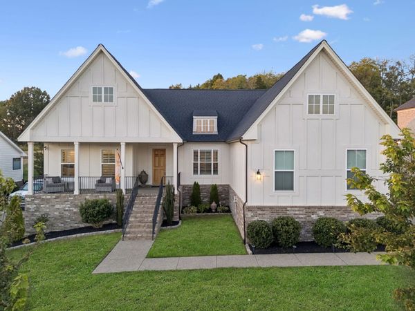 7008 Fiddlers Glen Dr, Arrington, TN 37014