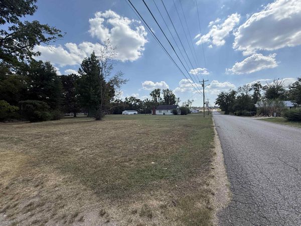 250 SHELL ST , Savannah, TN 38372