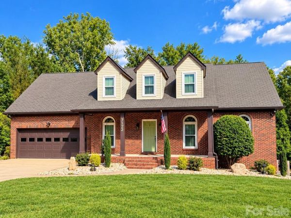 7122 Rothmore Street, Charlotte, NC 28215