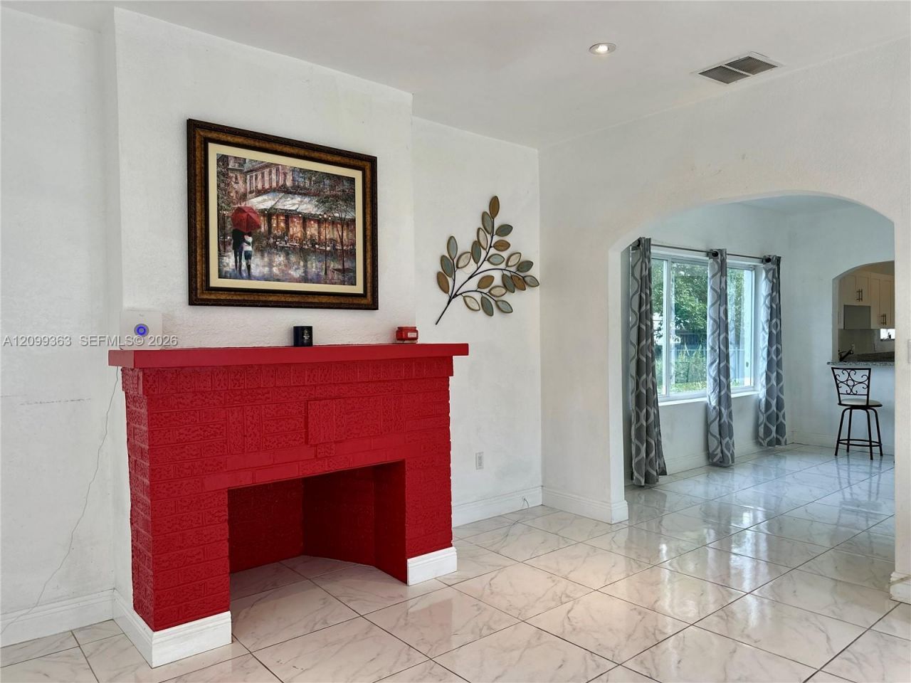 1284 NW 39 St , Miami, FL 33142 Photo