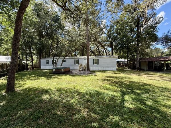 7850 NW 166th St, Trenton, FL 32693