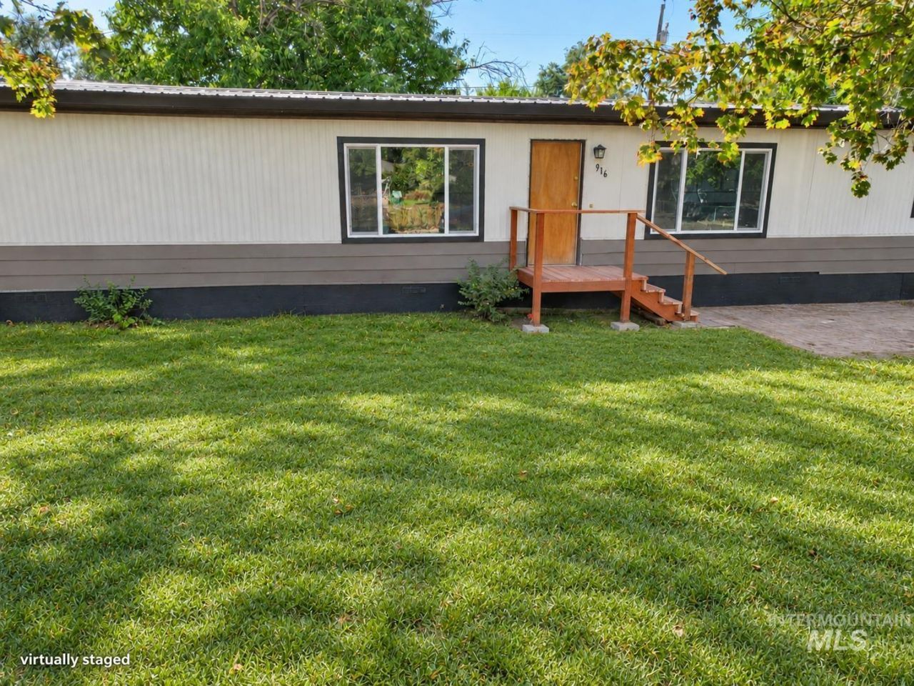 916 Victoria, Fruitland, ID 83619 Main Photo