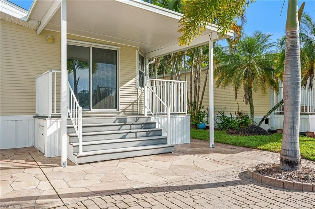 2105 Crystal Lake Dr , Naples, FL 34120 Photo