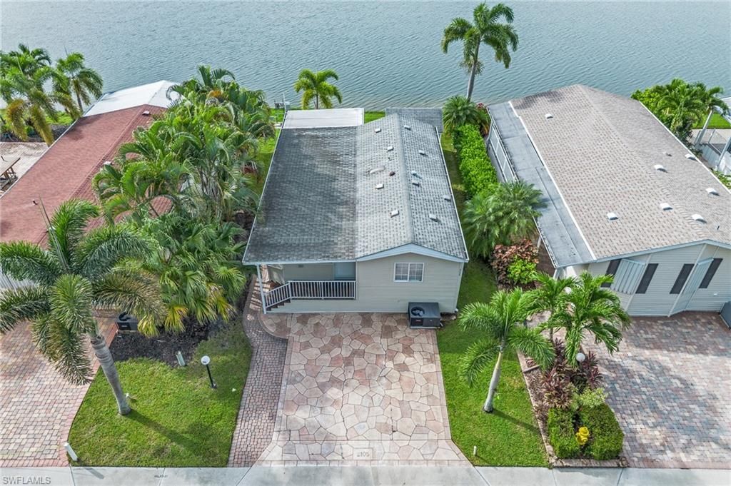 2105 Crystal Lake Dr , Naples, FL 34120 Photo