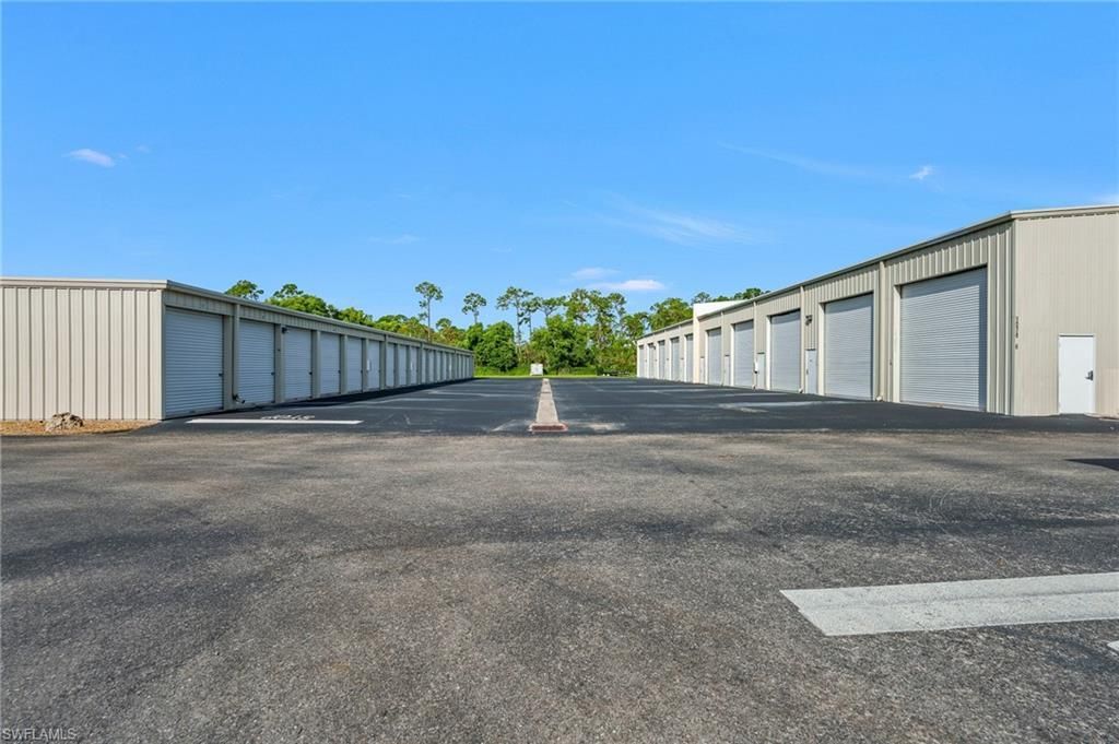 2105 Crystal Lake Dr , Naples, FL 34120 Photo