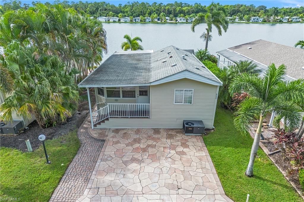 2105 Crystal Lake Dr , Naples, FL 34120 Photo