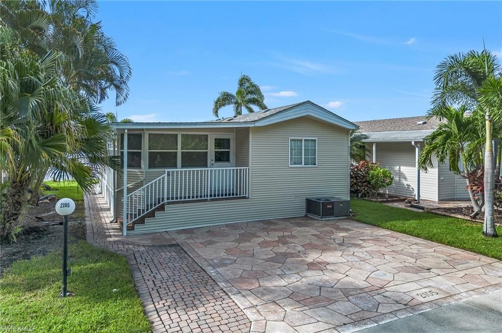 2105 Crystal Lake Dr , Naples, FL 34120 Photo