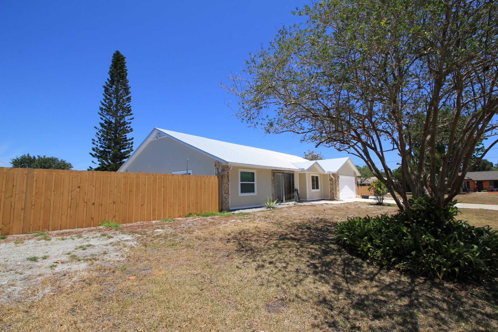 121 High Court , Sebastian, FL 32958 Photo