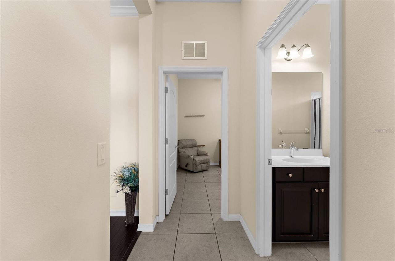 4720 Claremont Park Drive , Bradenton, FL 34211 Photo