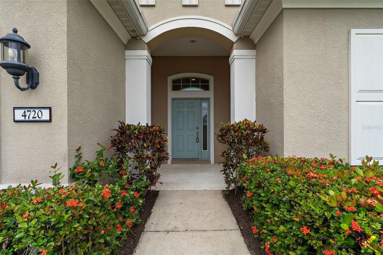 4720 Claremont Park Drive , Bradenton, FL 34211 Photo