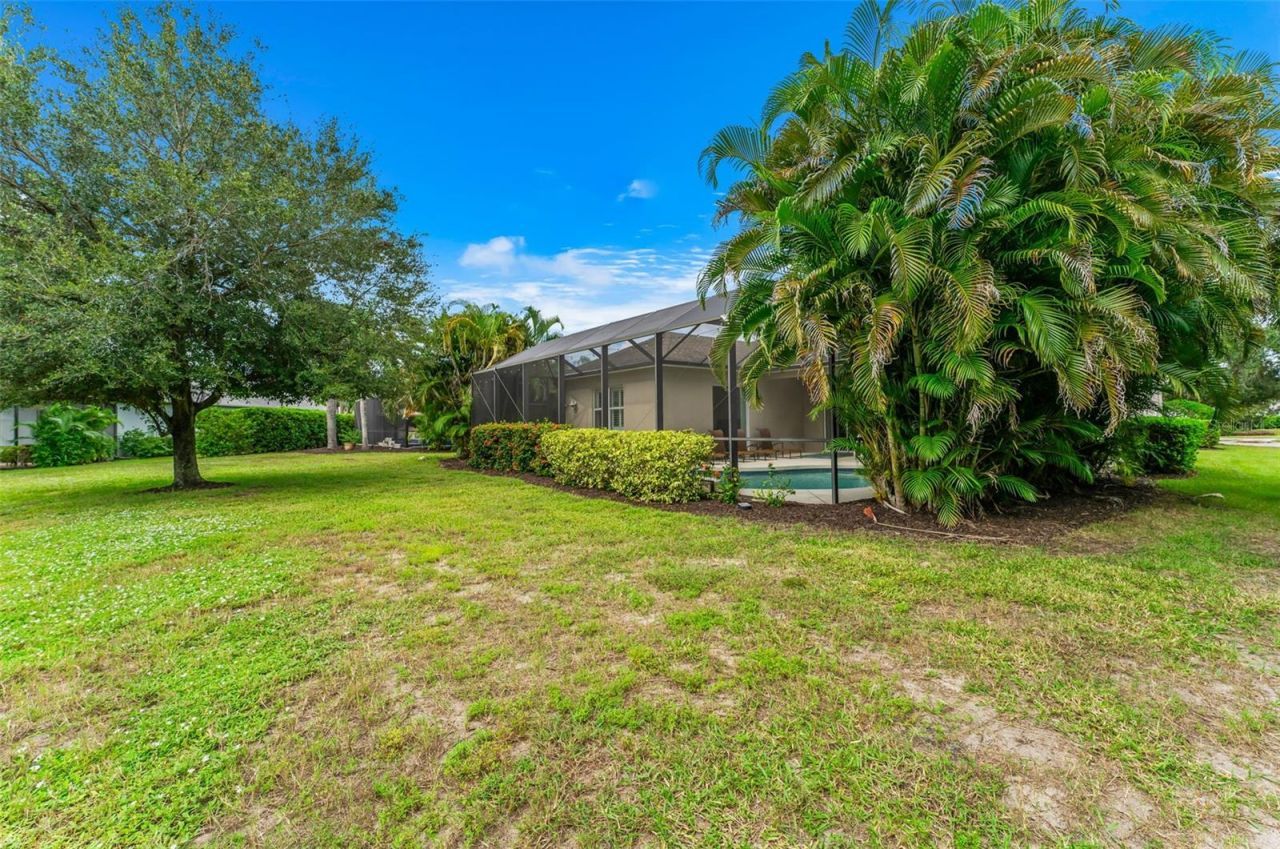 4720 Claremont Park Drive , Bradenton, FL 34211 Photo