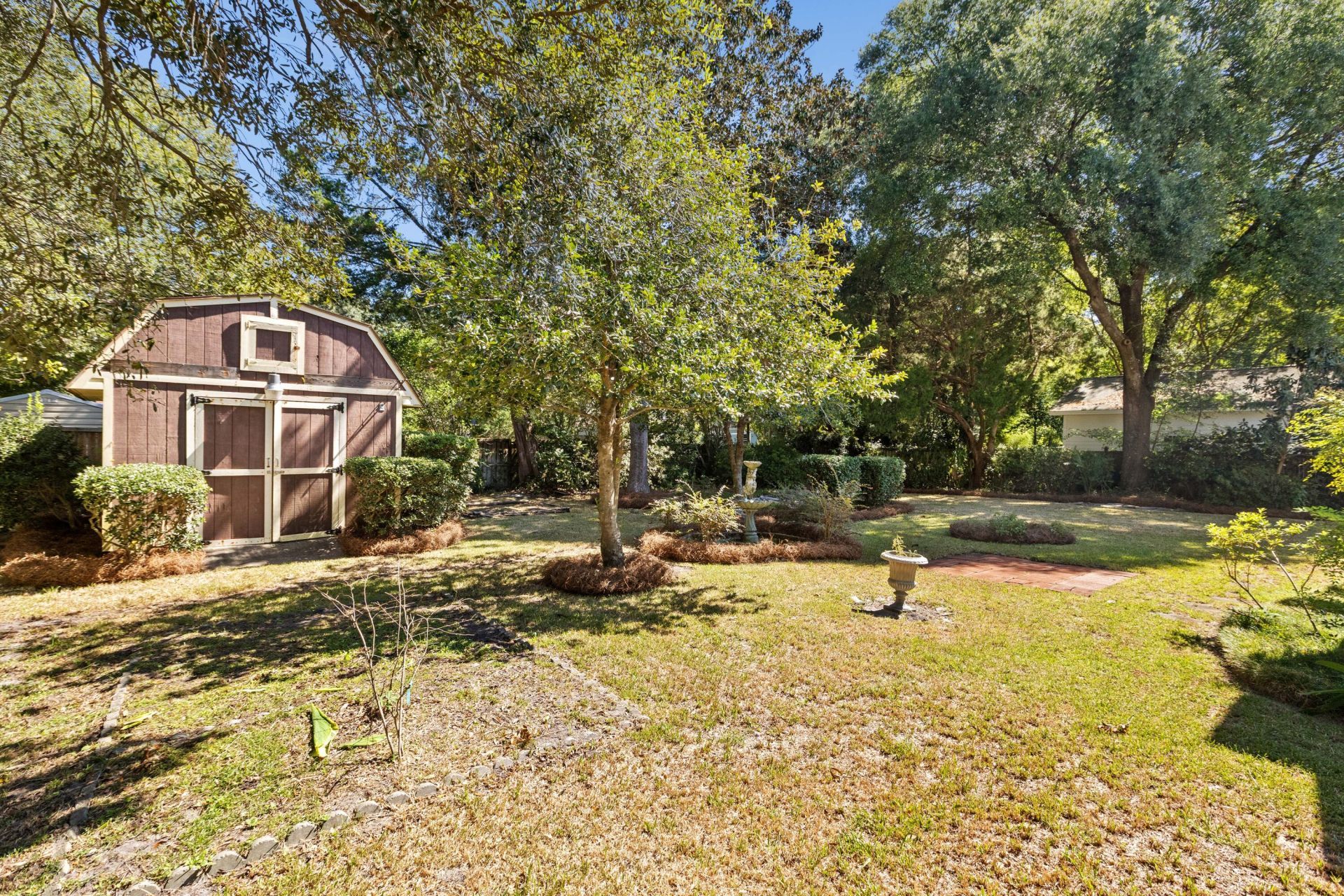 1350 Winifred Street Photo 47