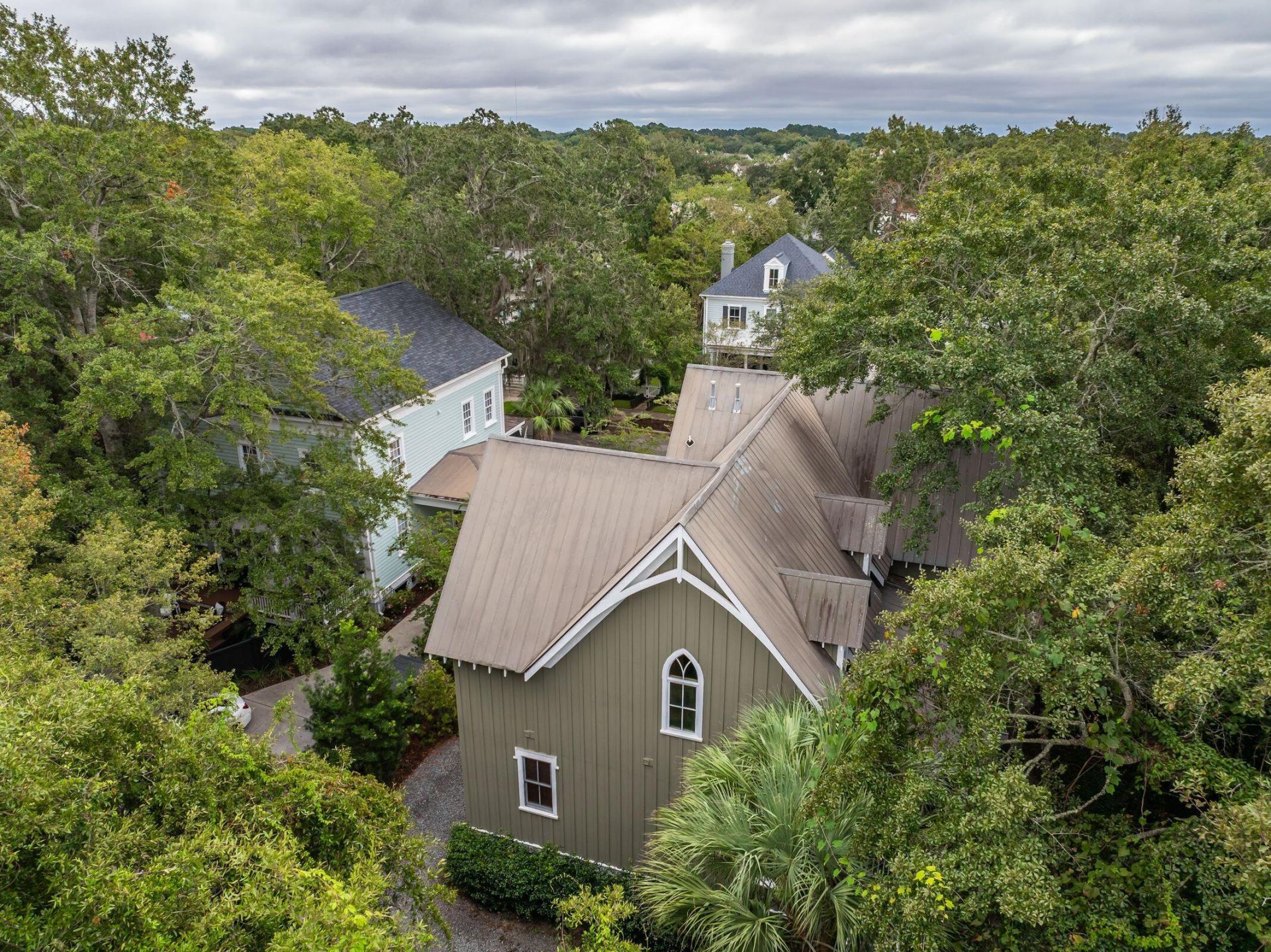 141 N Shelmore Boulevard Photo 62