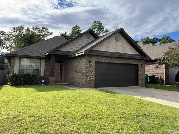 2465 Redford Dr, Cantonment, FL 32533