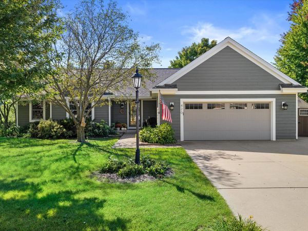 420 S Sherman St, Eagle, WI 53119