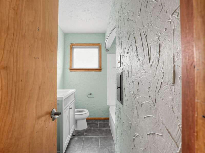 12112 Thraves Avenue, Garfield Heights, OH 44125 Photo 10