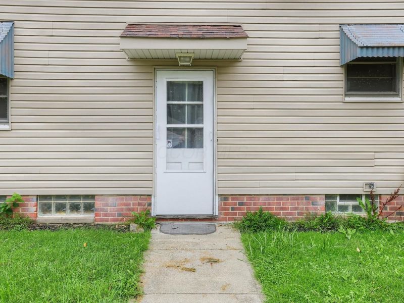 12112 Thraves Avenue, Garfield Heights, OH 44125 Photo 4