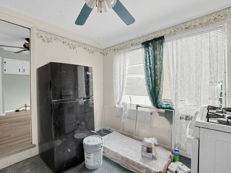12112 Thraves Avenue, Garfield Heights, OH 44125 Photo 8