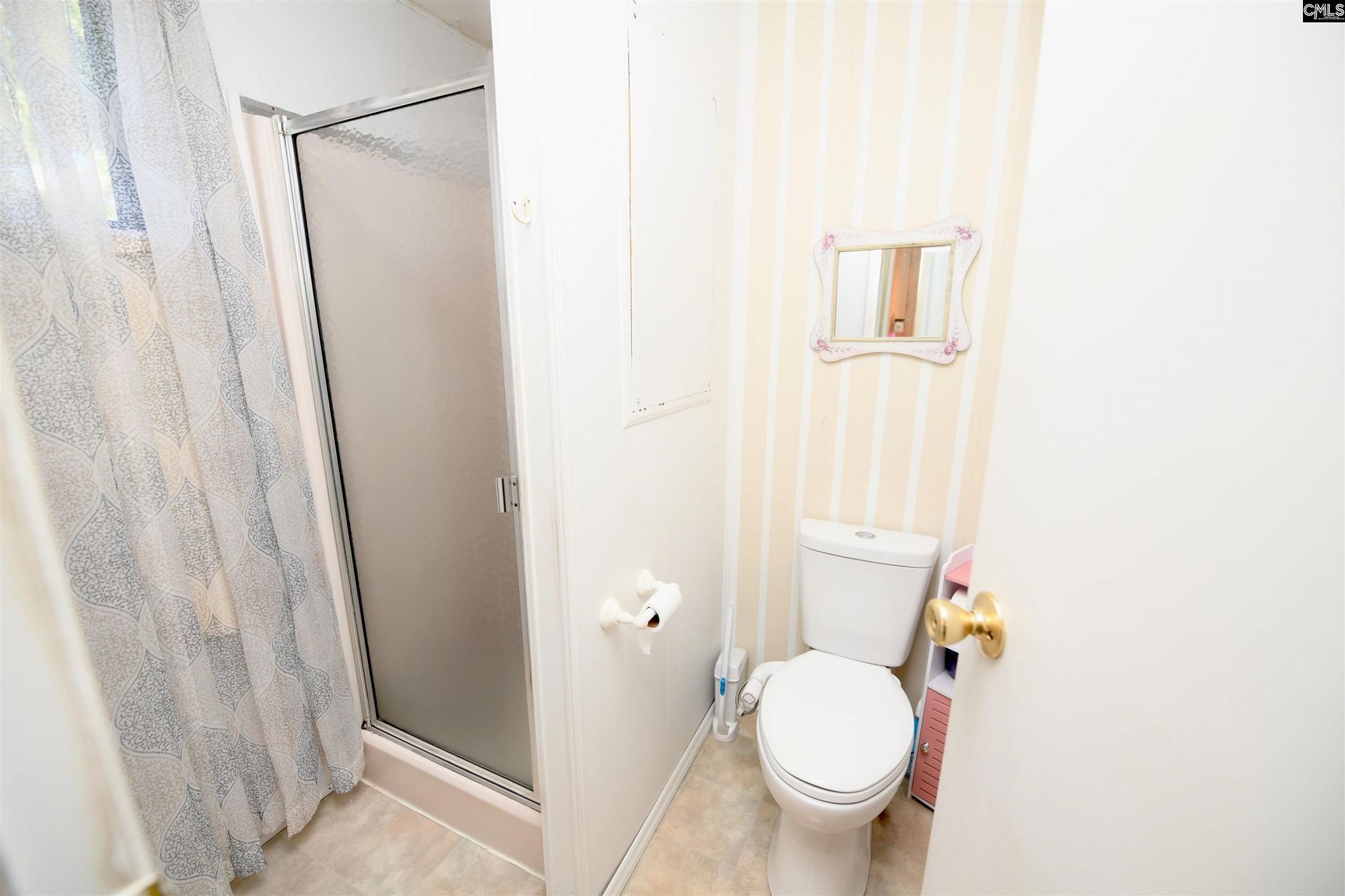 1013 Driftwood Court Photo 32
