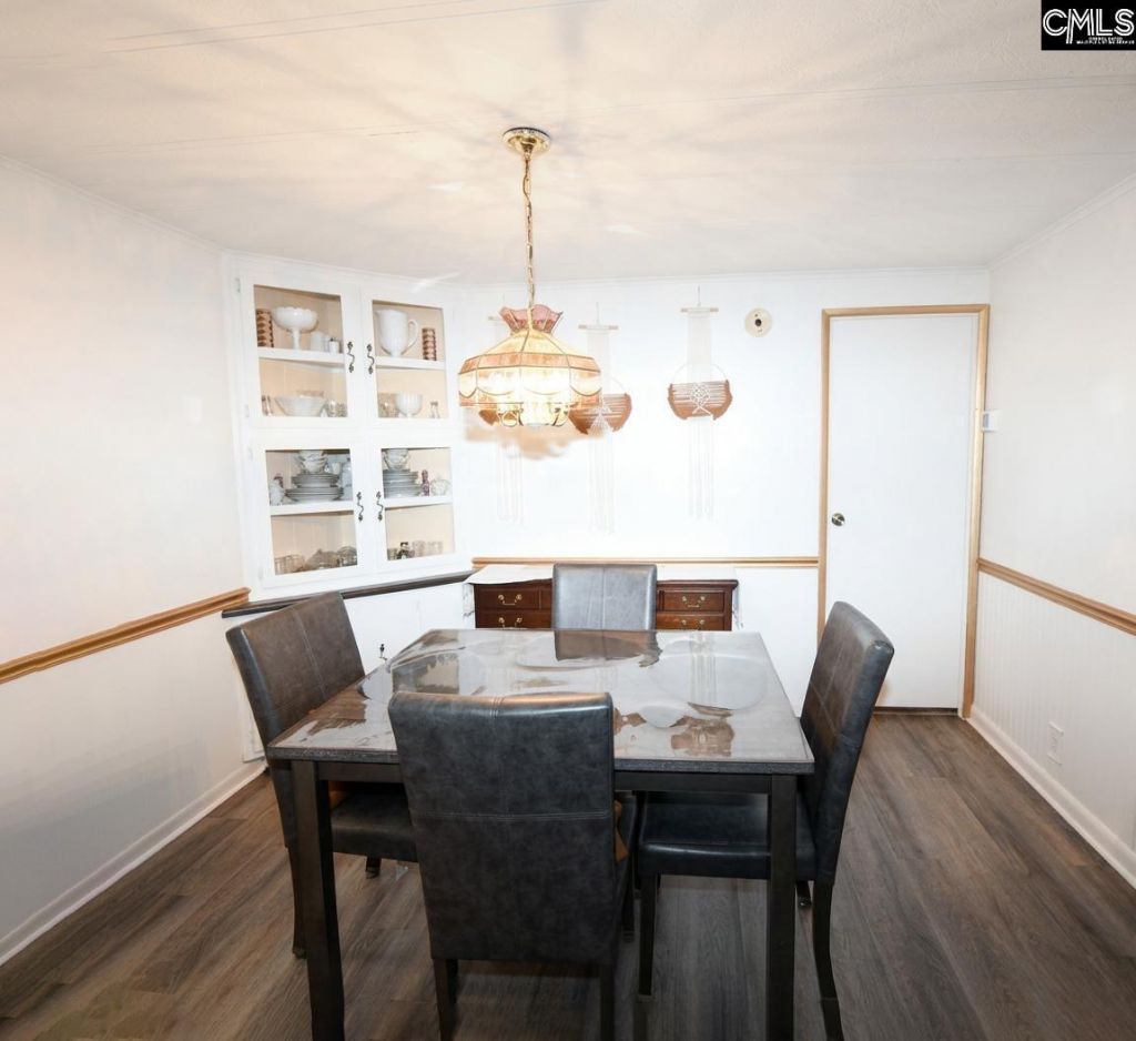 1013 Driftwood Court Photo 35