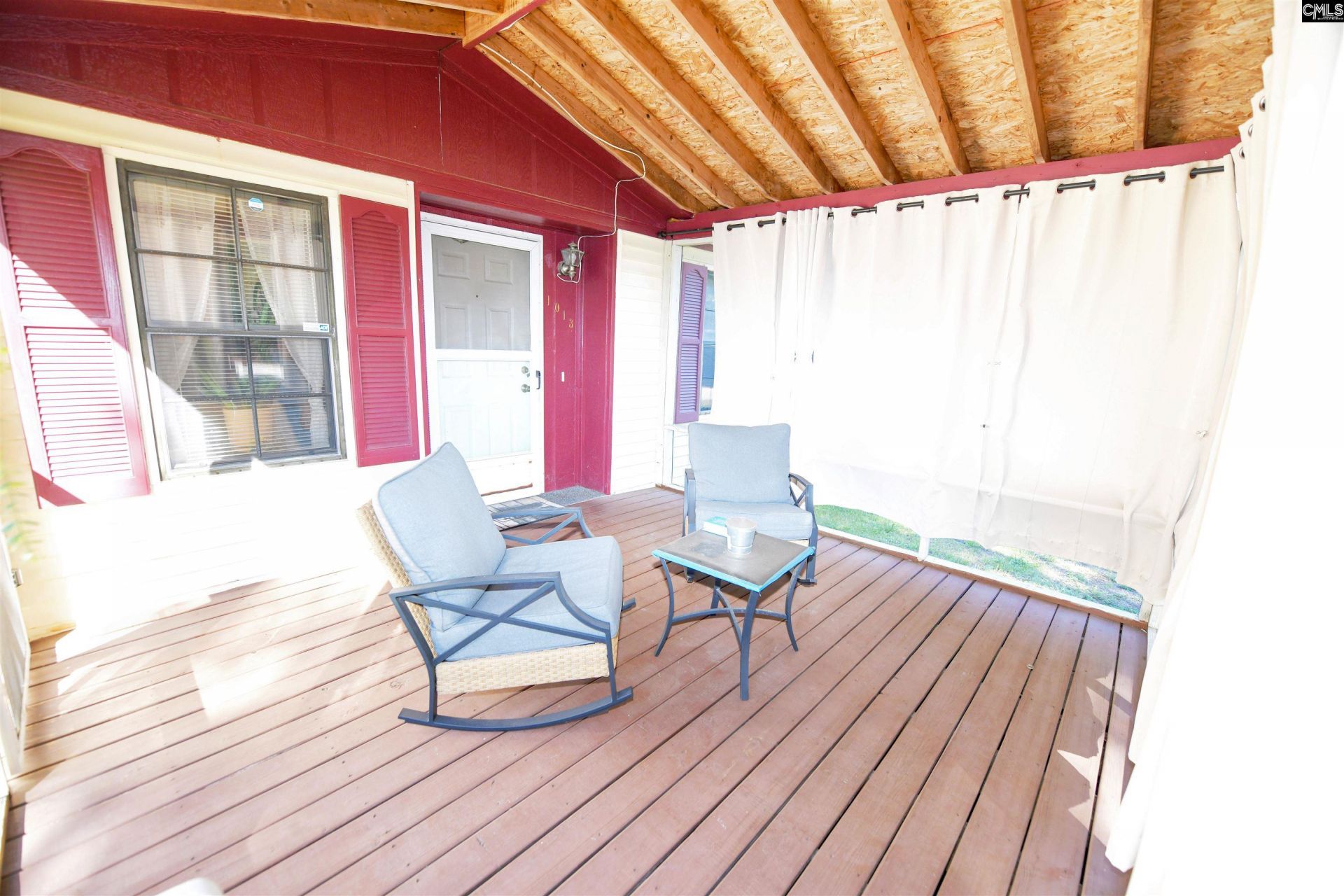 1013 Driftwood Court Photo 4