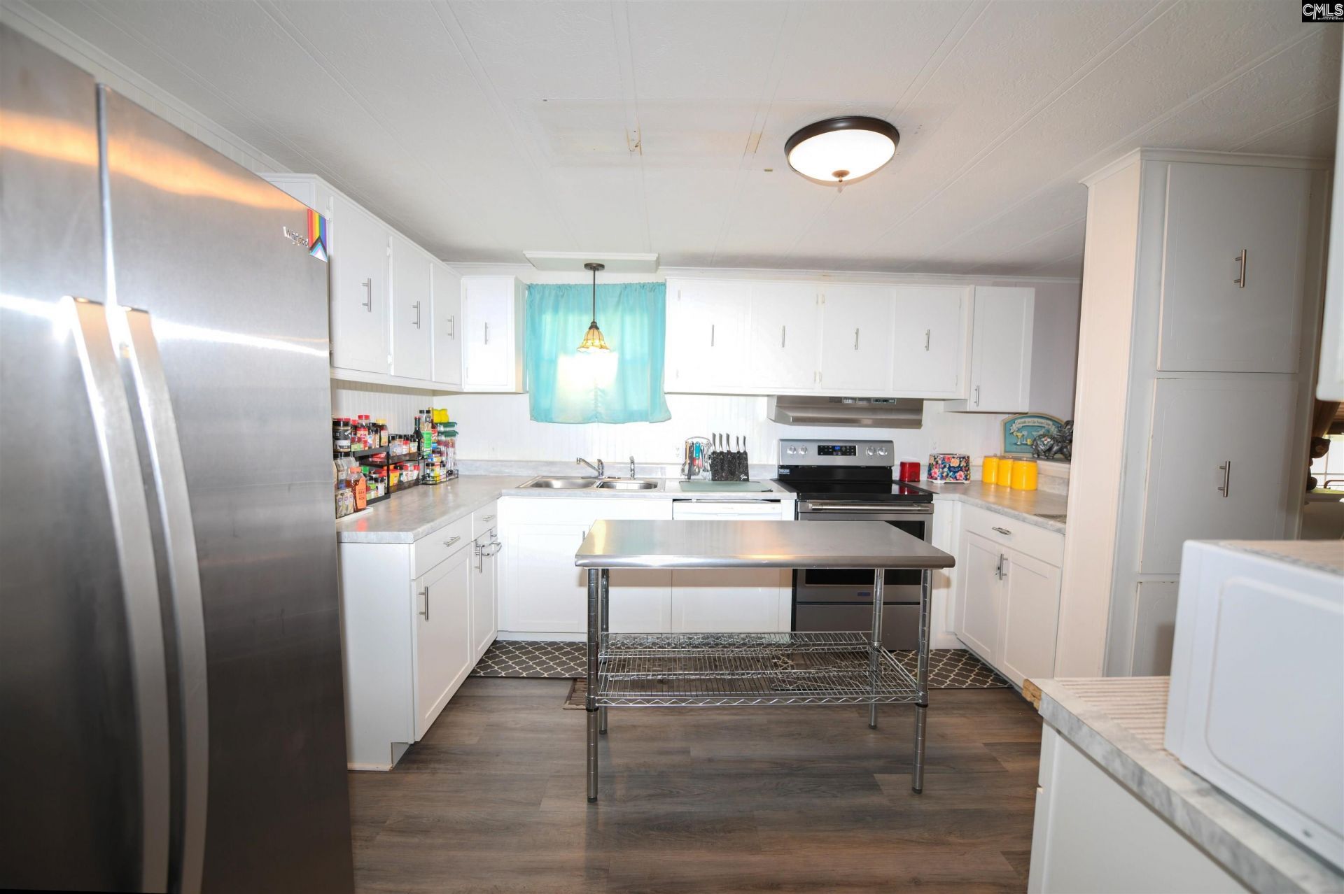 1013 Driftwood Court Photo 5
