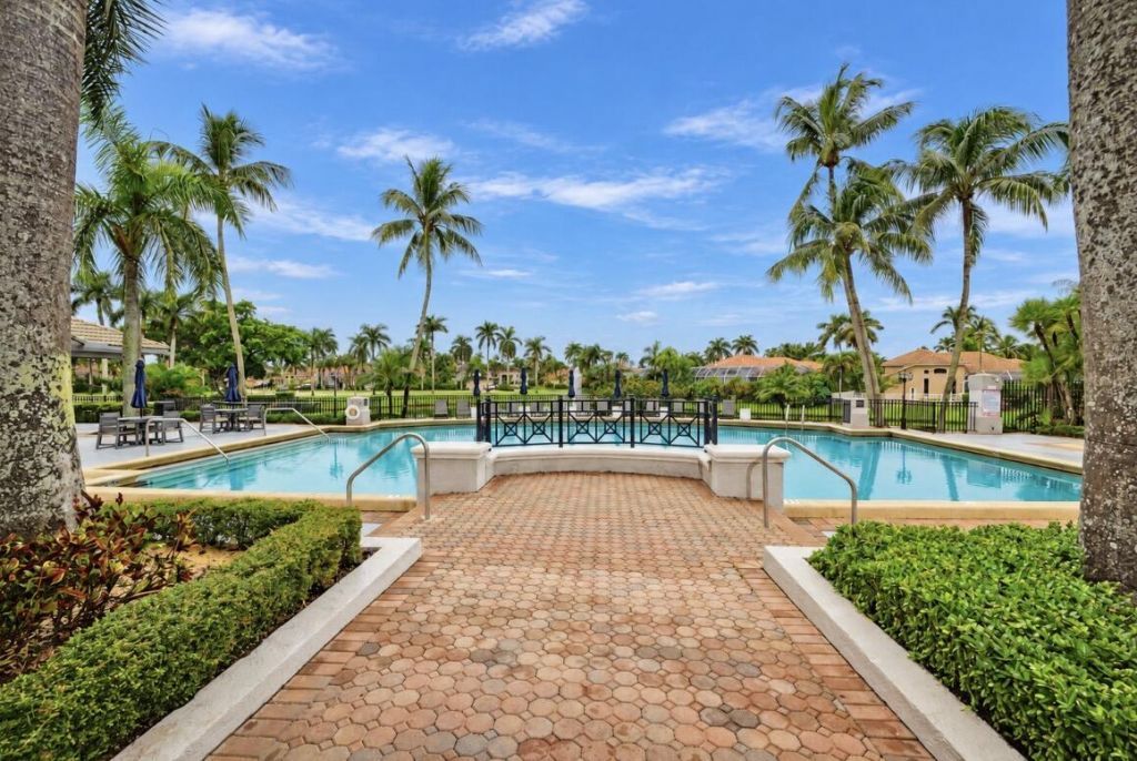 10659 Saint Thomas Drive, Boca Raton, FL 33498 Photo