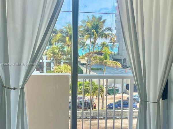 6801 Harding Ave, Unit 412, Miami Beach, FL 33141