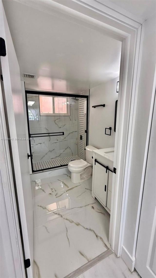 6801 Harding Ave, Unit 412, Miami Beach, FL 33141 Photo