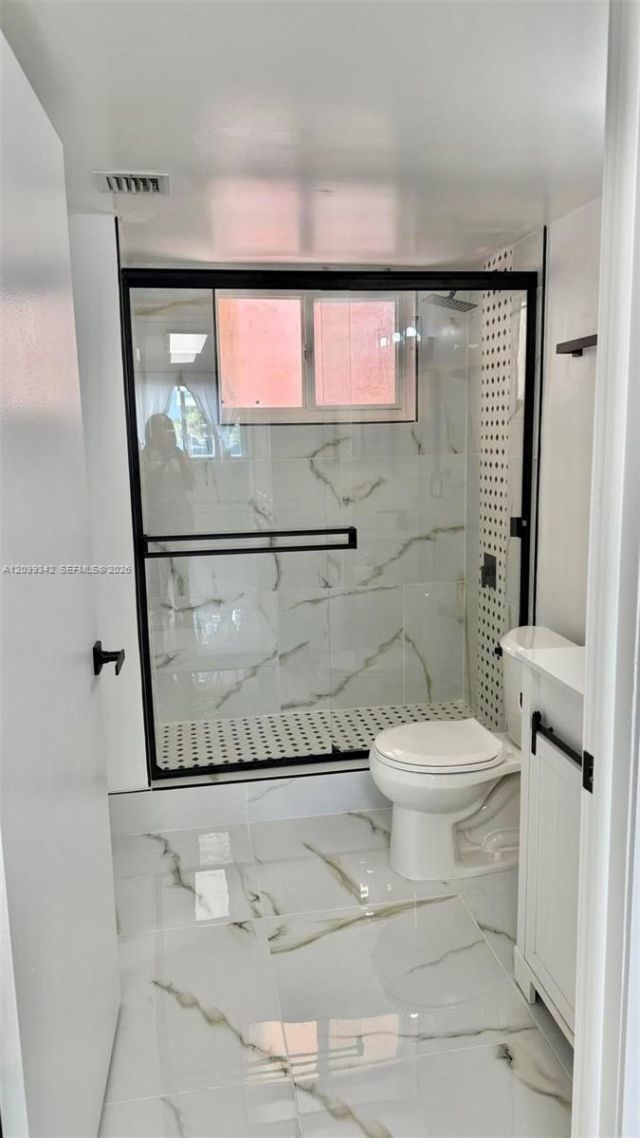6801 Harding Ave, Unit 412, Miami Beach, FL 33141 Photo