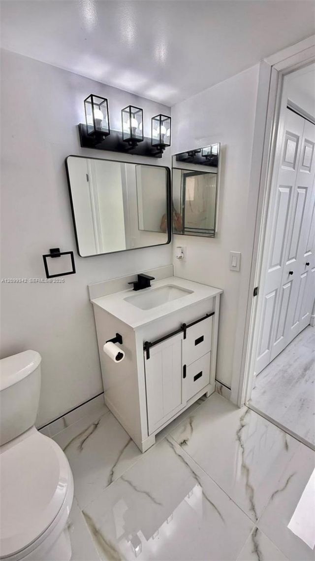 6801 Harding Ave, Unit 412, Miami Beach, FL 33141 Photo