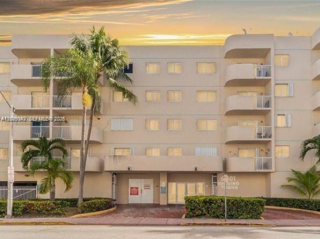 6801 Harding Ave, Unit 412, Miami Beach, FL 33141 Photo