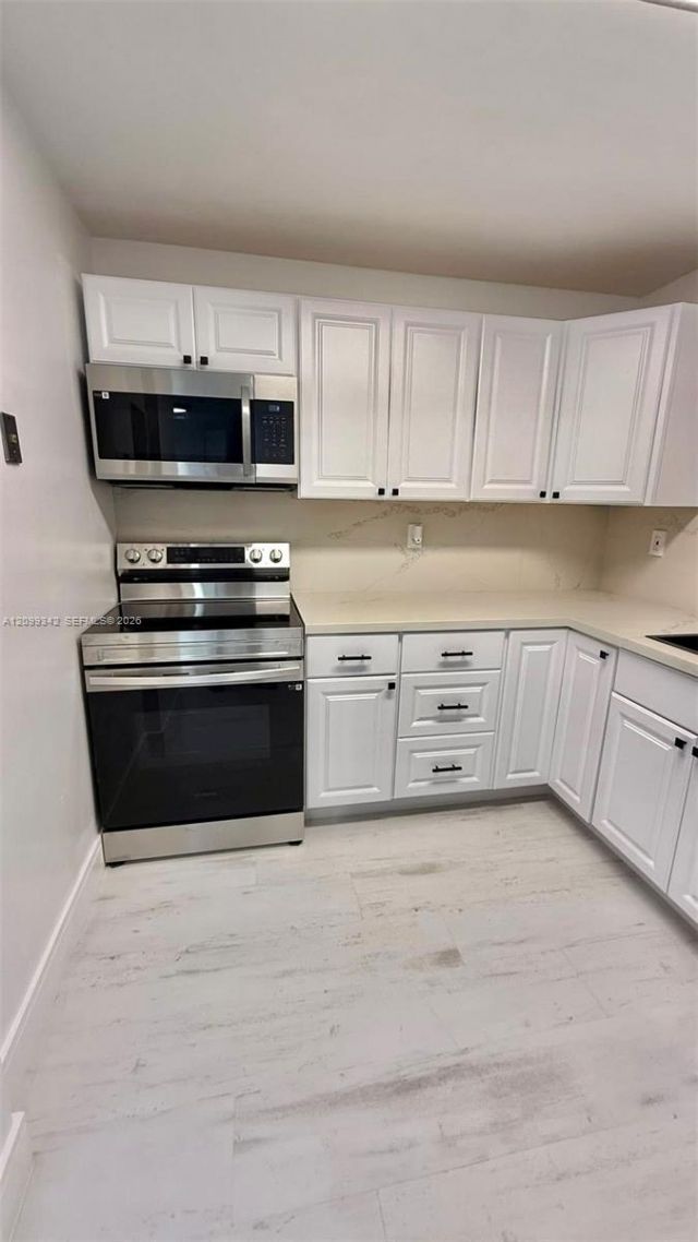6801 Harding Ave, Unit 412, Miami Beach, FL 33141 Photo