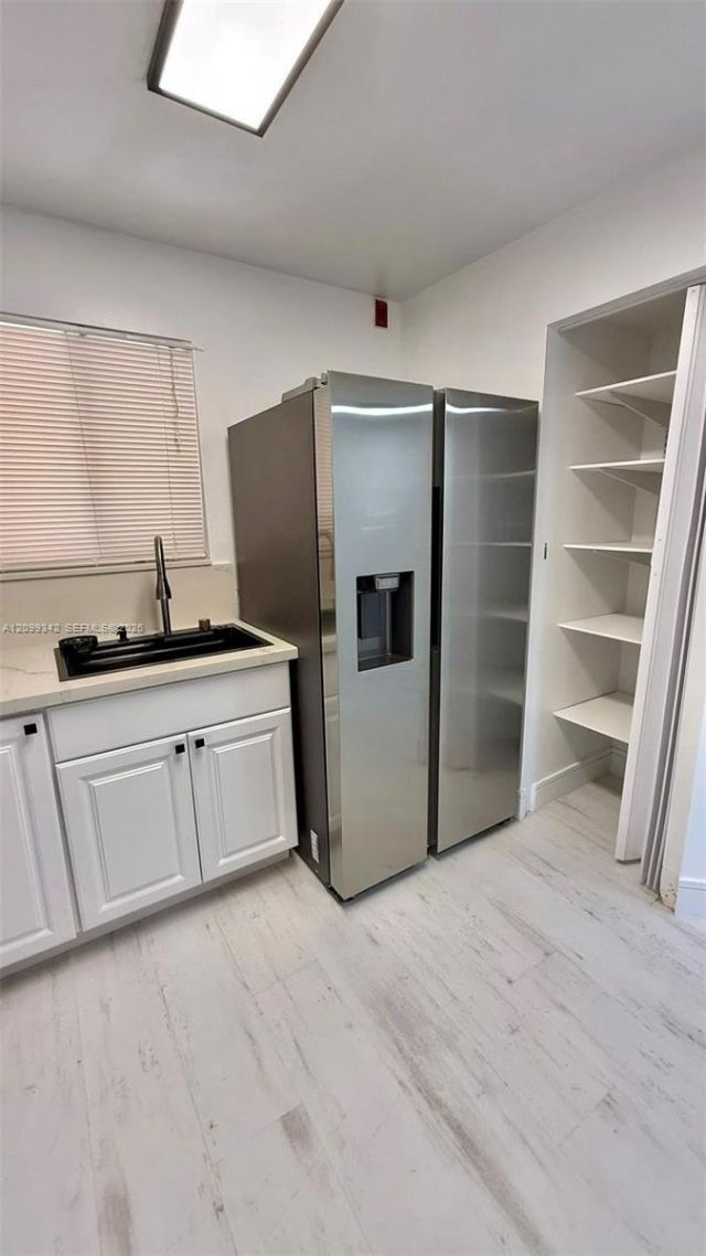 6801 Harding Ave, Unit 412, Miami Beach, FL 33141 Photo