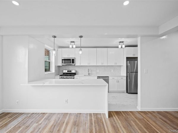 220 Pelham Road, Unit 6P, New Rochelle, NY 10805