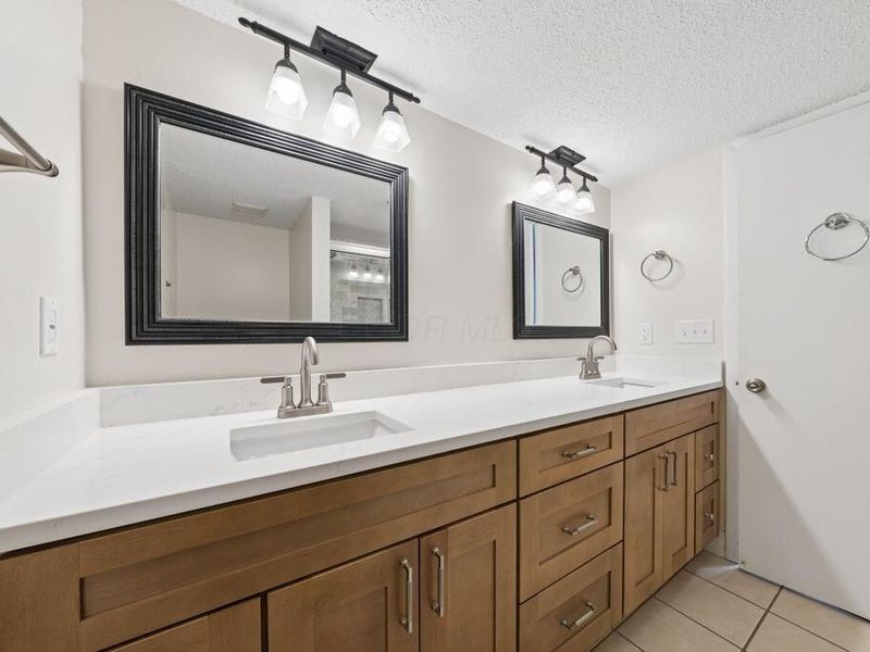 1259 Lake Shore Drive, Unit 230, Columbus, OH 43204 Photo 39