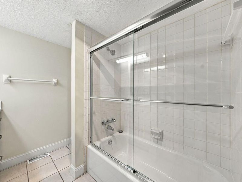 1259 Lake Shore Drive, Unit 230, Columbus, OH 43204 Photo 49