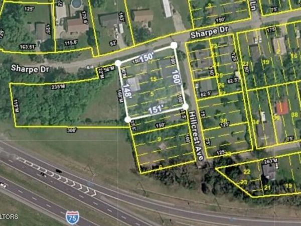 205 Hillcrest Ave, Rocky Top, TN 37769