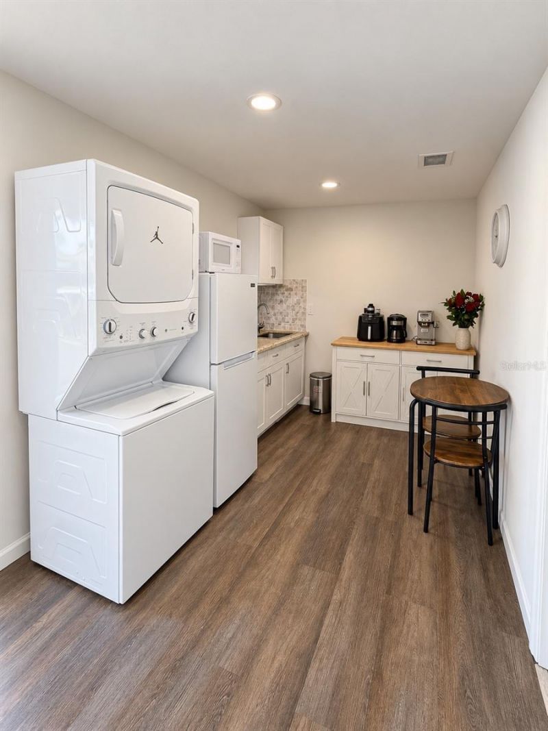 2533 10th Street , Sarasota, FL 34237 Photo