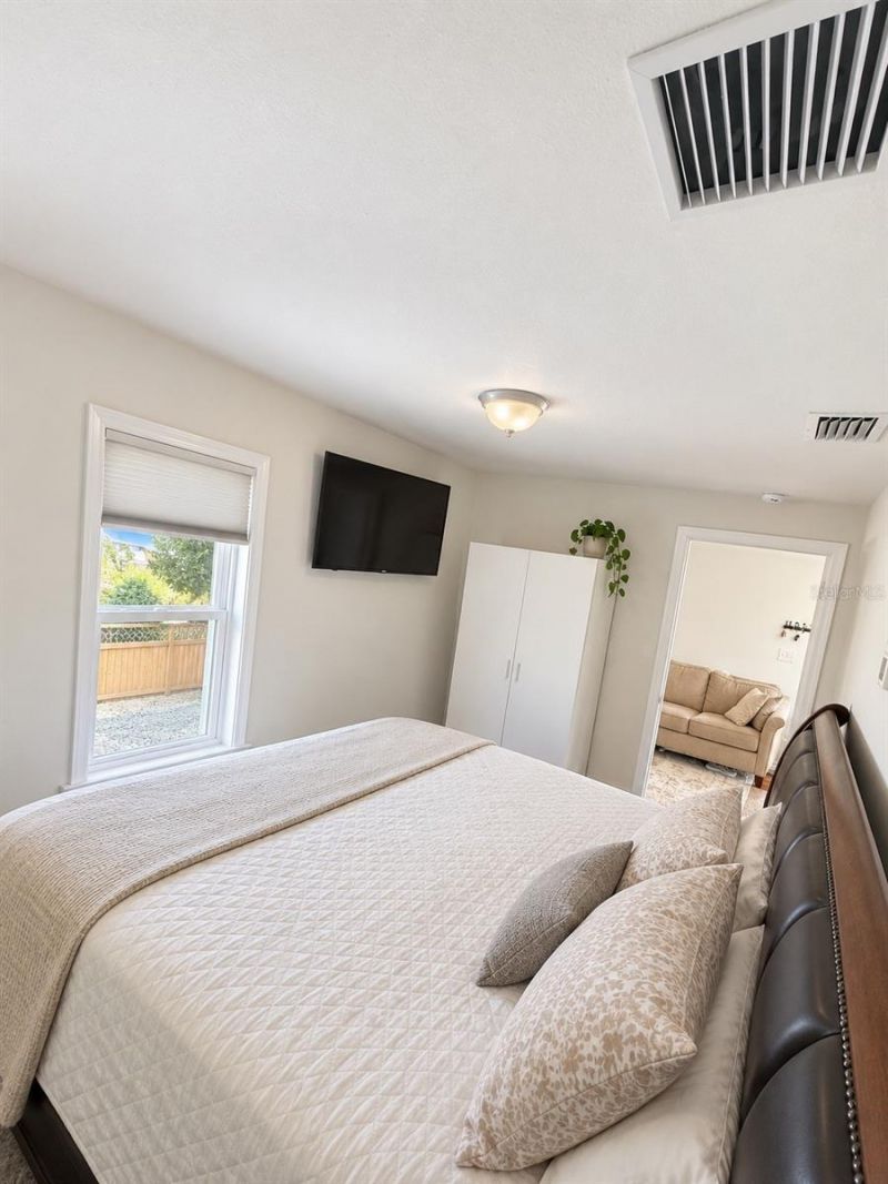 2533 10th Street , Sarasota, FL 34237 Photo
