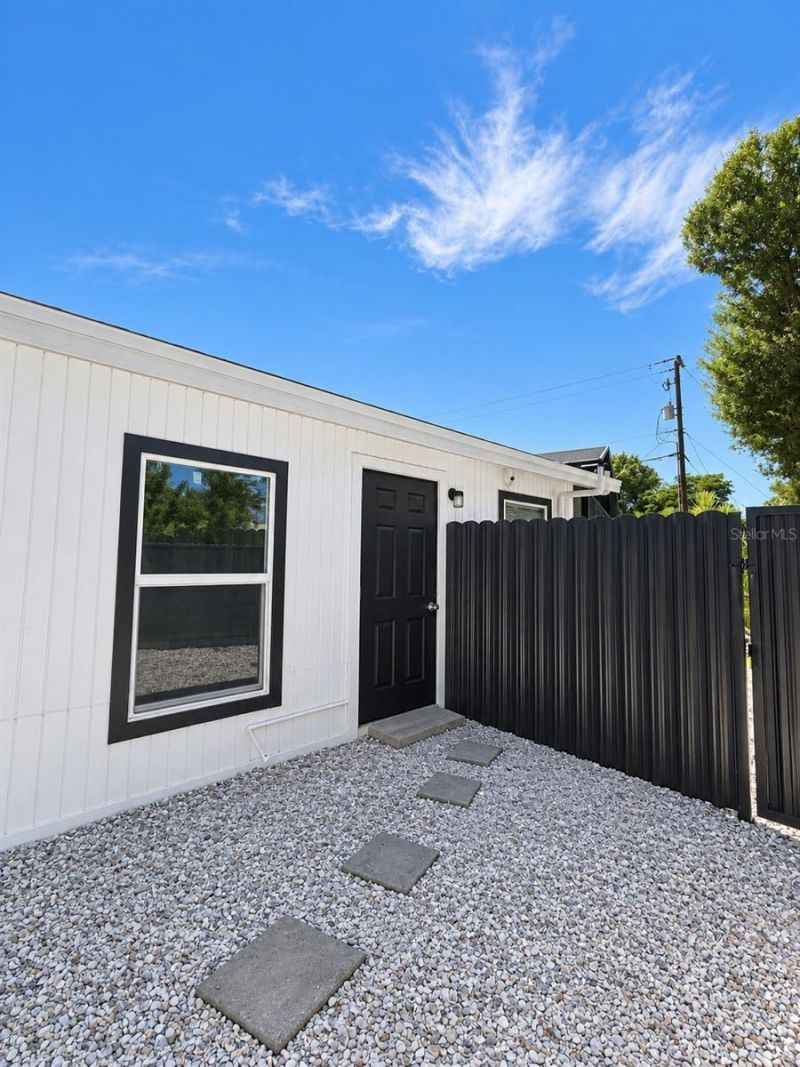 2533 10th Street , Sarasota, FL 34237 Photo