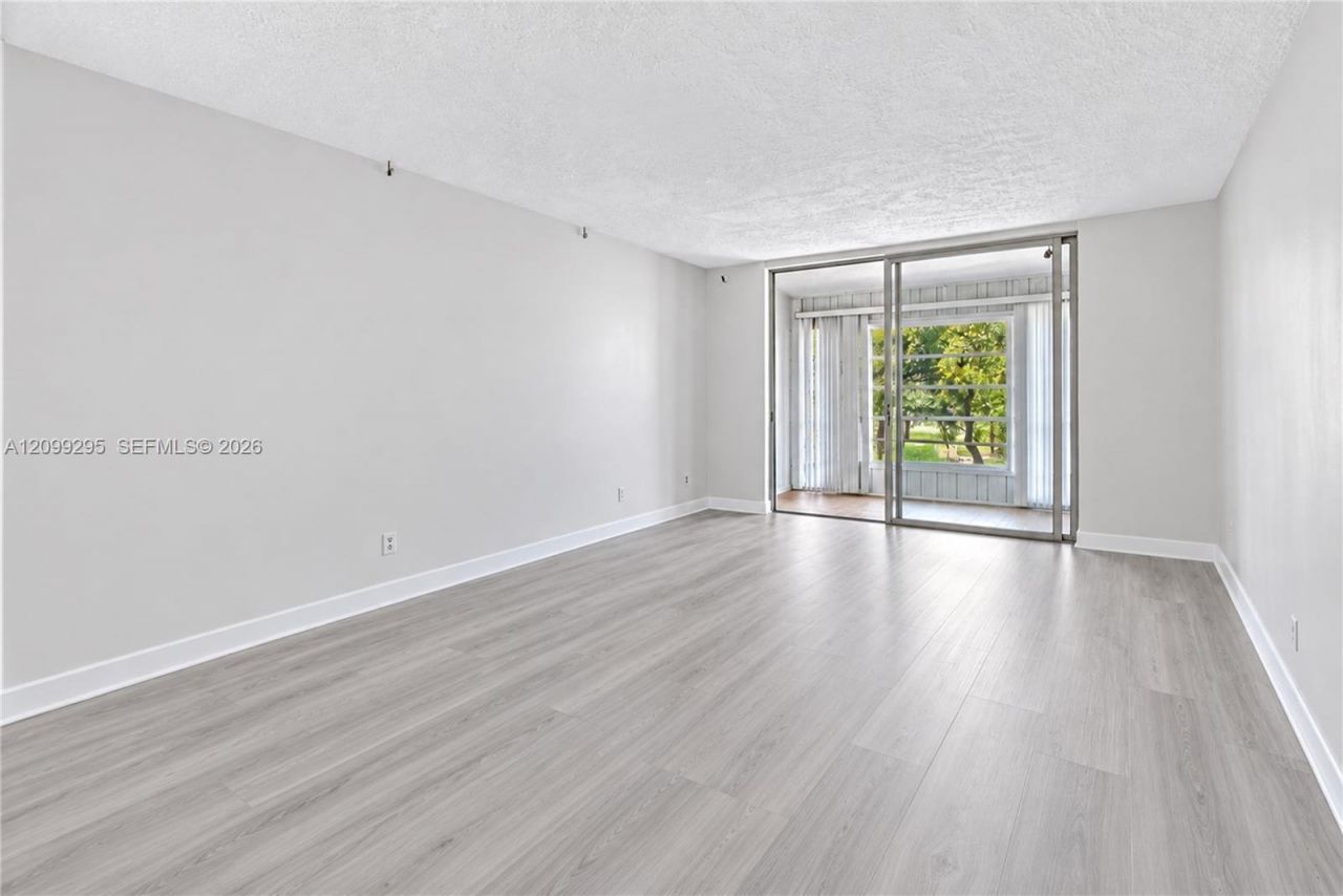 1681 NW 70th Ave, Unit 309, Plantation, FL 33313 Photo