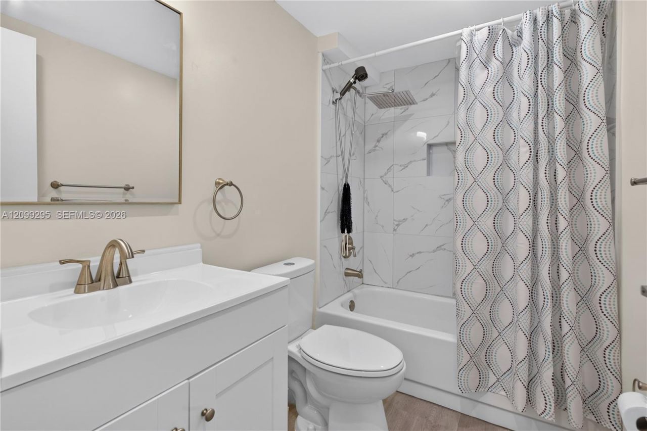 1681 NW 70th Ave, Unit 309, Plantation, FL 33313 Photo