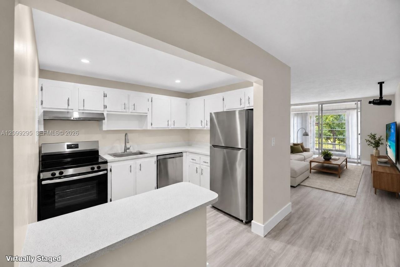1681 NW 70th Ave, Unit 309, Plantation, FL 33313 Photo