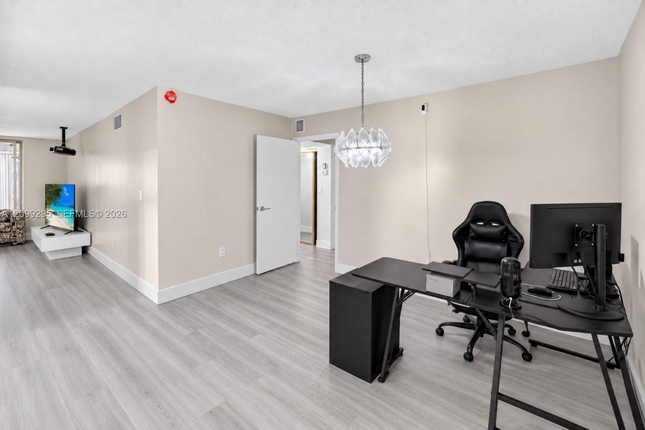 1681 NW 70th Ave, Unit 309, Plantation, FL 33313 Photo